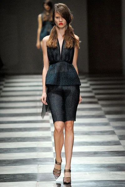 Look 23